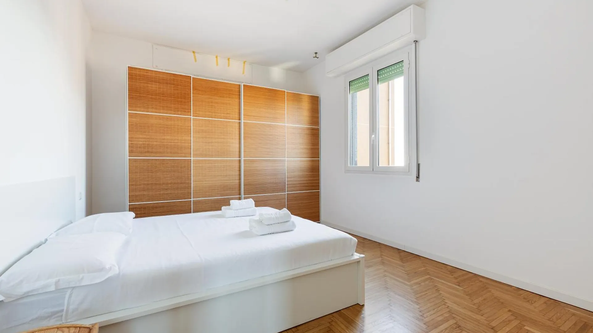 Elegant Milan Apartment In Restocco Area