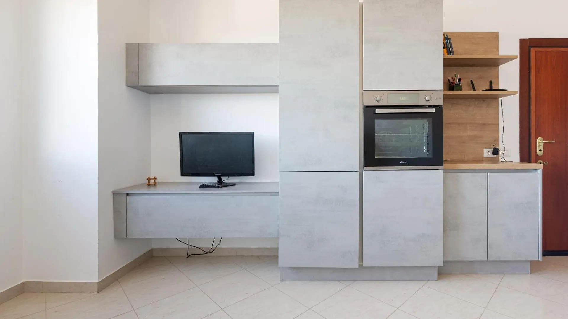 Elegant Milan Apartment In Restocco Area 0*,  Italy